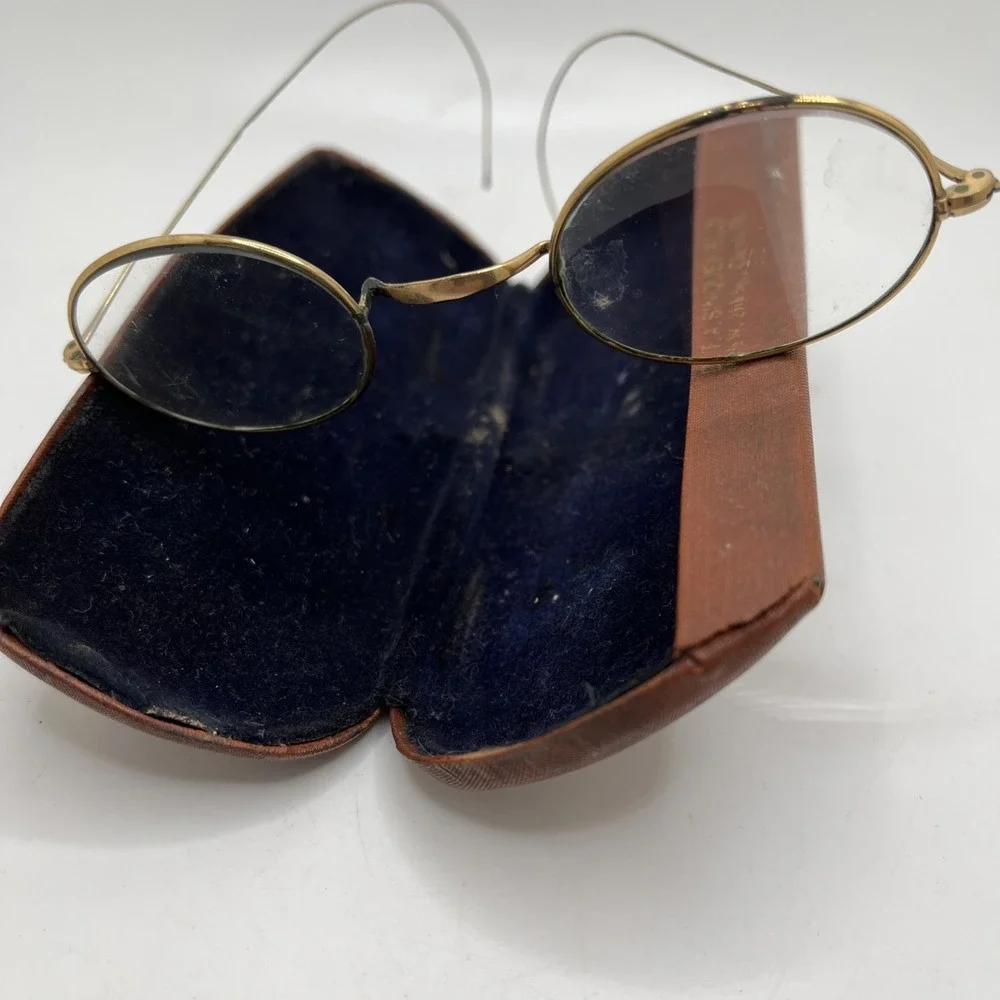 Antique Wire Rim 